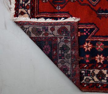 MATTA, kaukasisk, 210 x 124 cm.