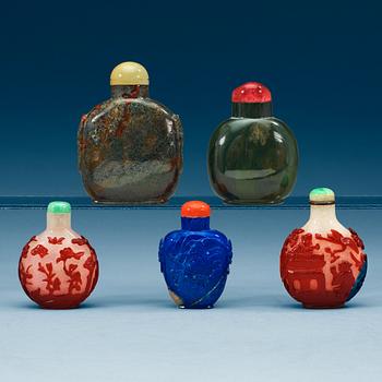 1578. A set of five stone and Peking glass snuffbottles with stoppers, presumably early 20th Century.