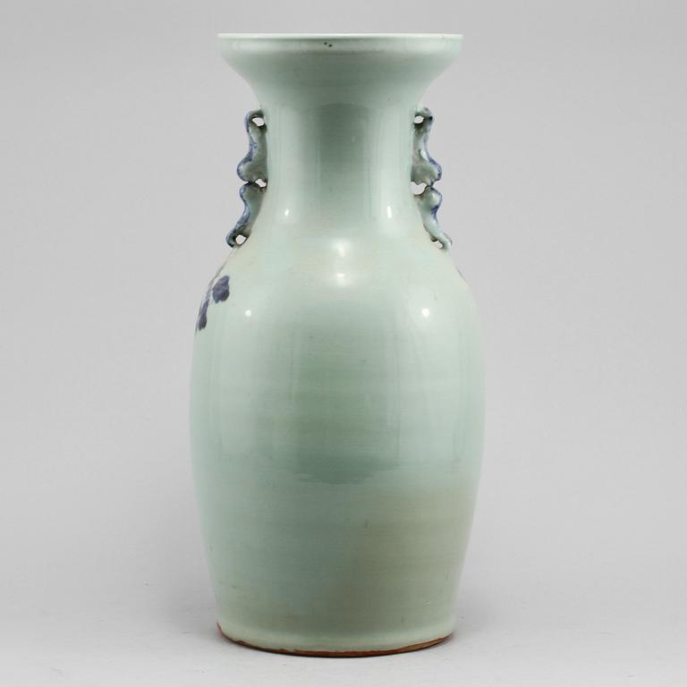 VAS, porslin, Kina, 1800/1900-tal.