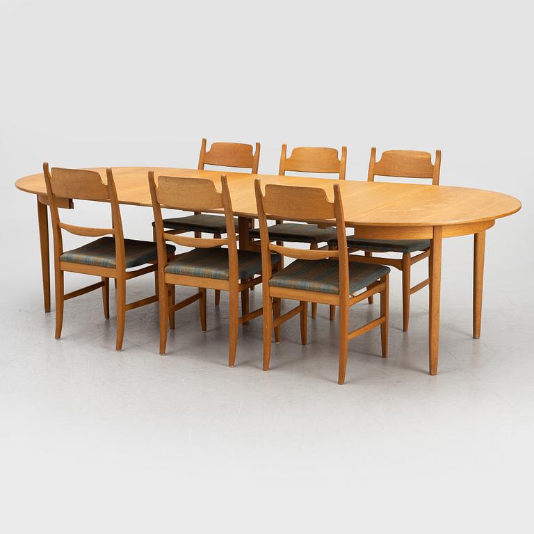 Carl Malmsten, a seven-piece 'Calmare nyckel' dining suite.