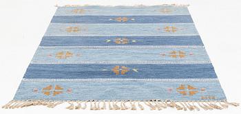 A flat weave carpet, Sweden, signed NN, ca 205 x 142 cm.