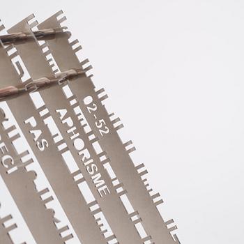 Johan Linton, an "Object Énigme - un hommage à Jacques Derrida", ed. 2/7, Källemo, Sweden post 2005.