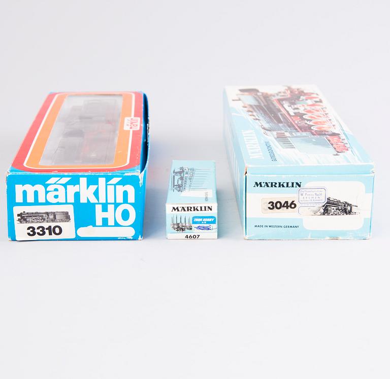 MÄRKLIN, sähkövetureita, 2 kpl ja vaunu, Saksa.
