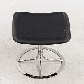 Bruno Mathsson, footstool, "Jetson", Bruno Mathsson International, 2022.