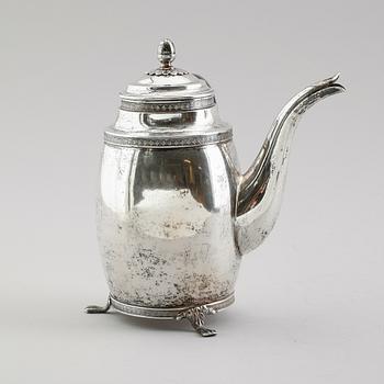CHOKLADKANNA, silver, Johan Fredrik Björnstedt, Stockholm 1823. Vikt ca 369 gram.