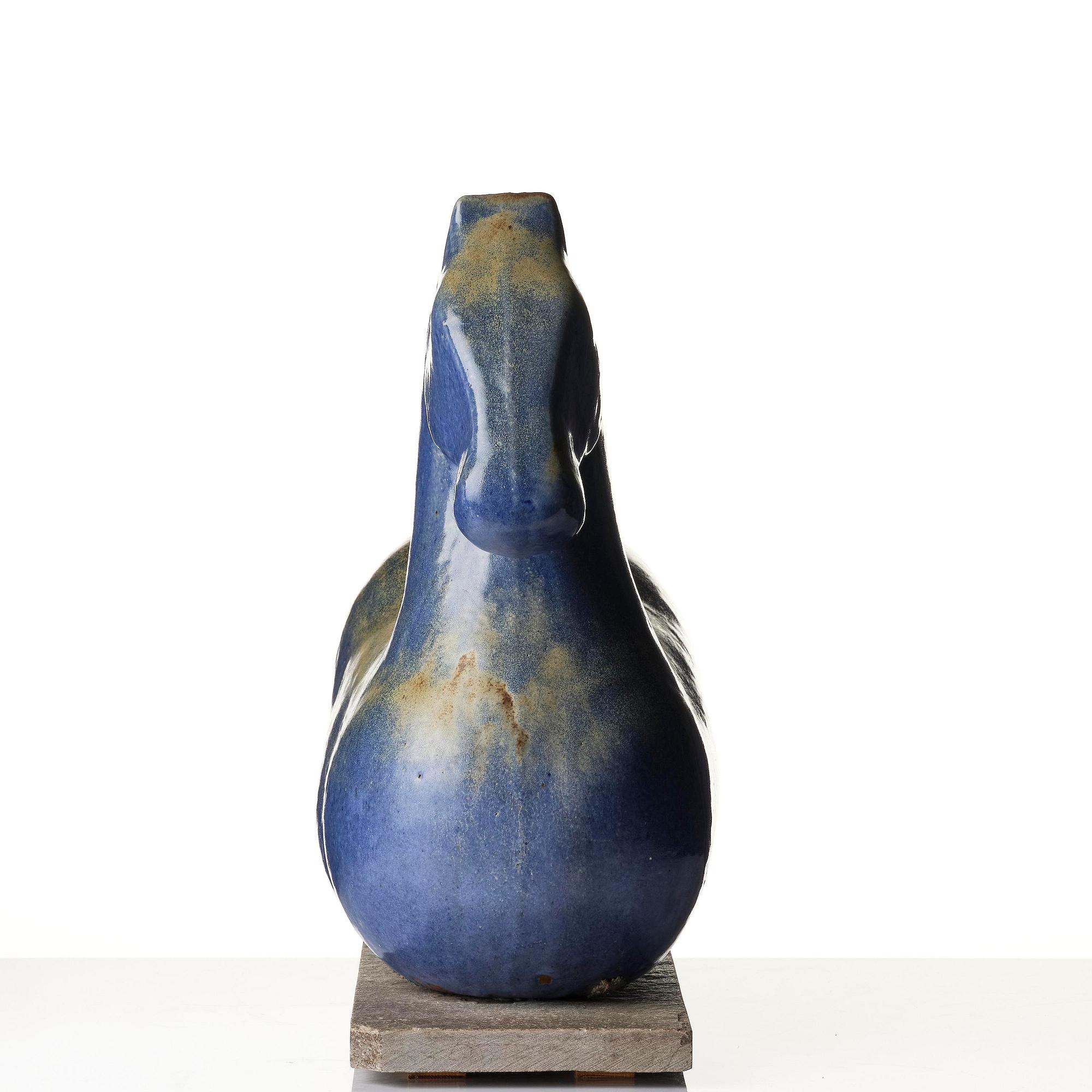 Ulla & Gustav Kraitz, a stoneware sculpture of a reclining horse, own studio, Förslöv.