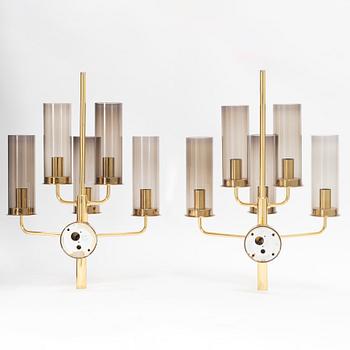 Hans-Agne Jakobsson, vägglampetter, ett par, "Sonata", modell "V169-5", Hans Agne Jakobsson AB, Markaryd, 1960-70-tal.