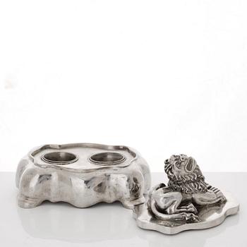 Anna Petrus, a polished pewter inkstand, Herman Bergman, Stockholm 1932.