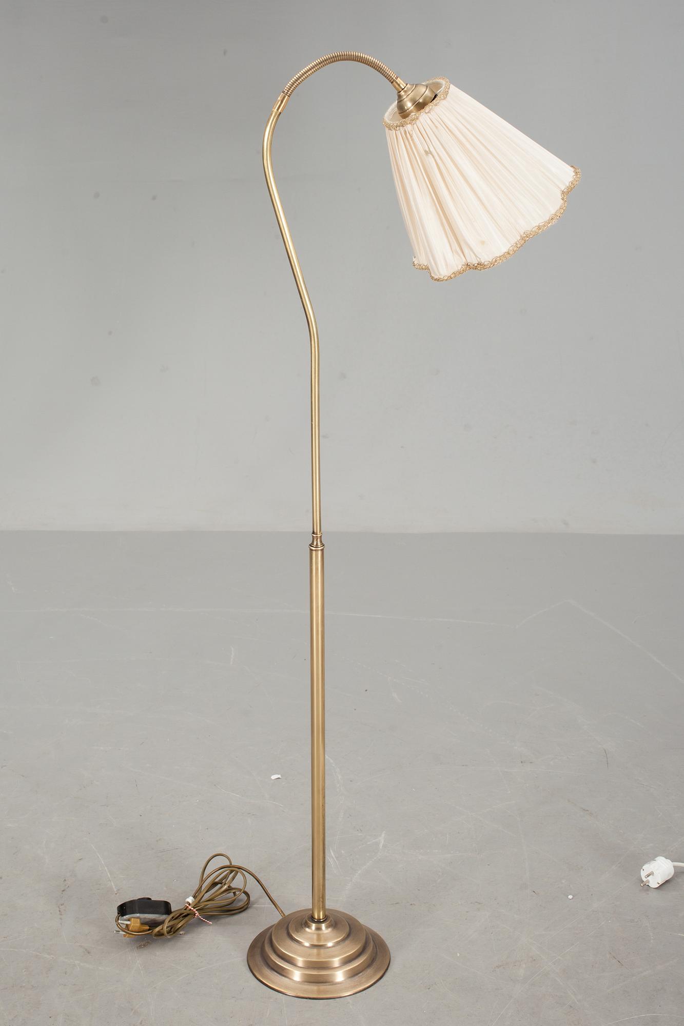 GOLVLAMPA, Ateljé Lyktan, 1900-talets senare del.