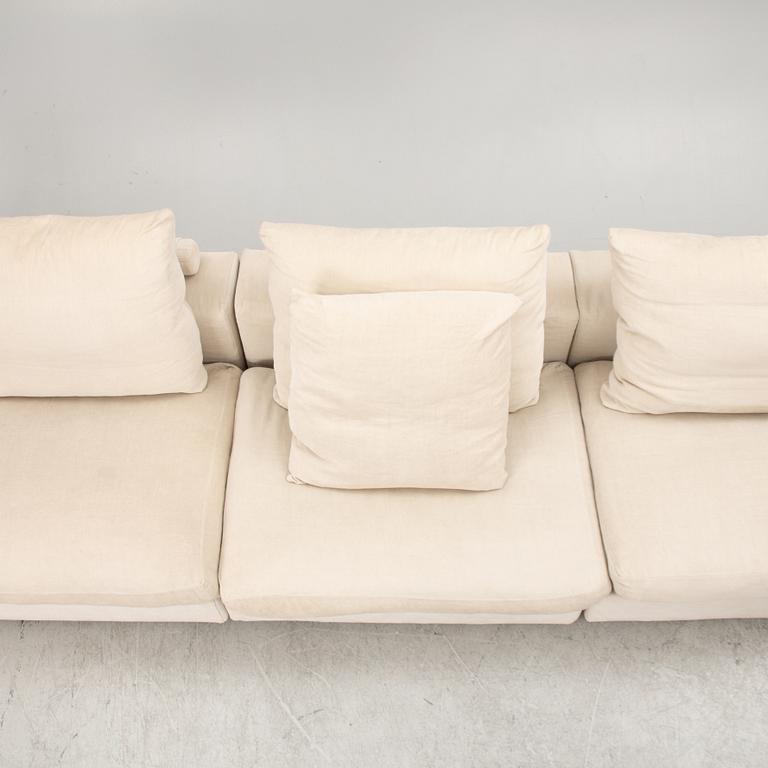 Antonio Citterio, a 'Groundpiece' sofa, Flexform, Italy.