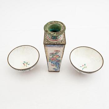 A pair of bowls and a vase Chinese enamle work 19th century or older.