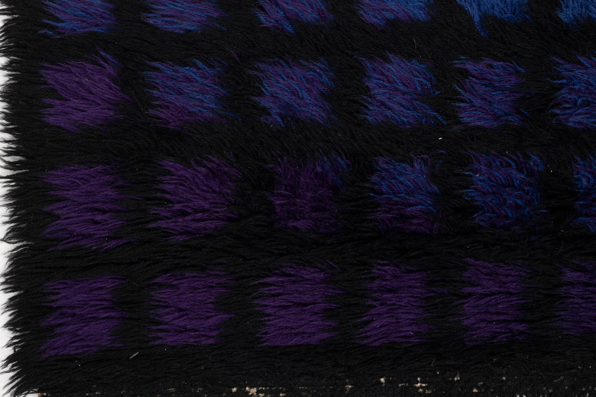 Verner Panton, a carpet, "Finlandia", machine made knotted pile, Unika Vaev, Denmark, ca 227 x 113 cm.