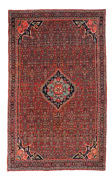 1195. SEMI-ANTIQUE BIDJAR. 231 x 144 cm.