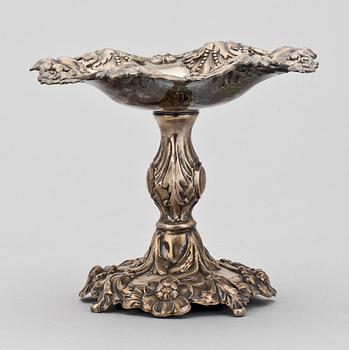 SKÅL PÅ FOT, silver, Gustaf Theodor Folcker, Stockholm, 1873. Vikt 243 g.