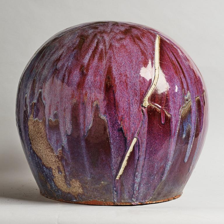 ULLA & GUSTAV KRAITZ, a stoneware "Sphere" sculpture, Förslöv 1983.