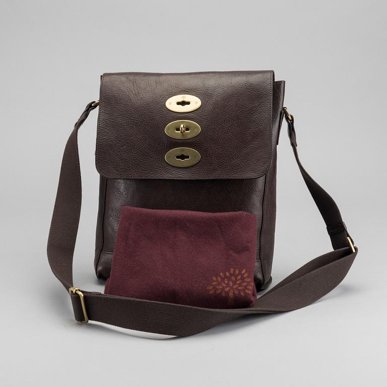 MULBERRY, "Slim Brynmore Messenger", väska.
