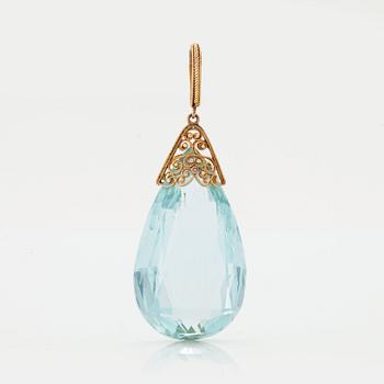 790. A PENDANT with a briolette-cut aquamarine.