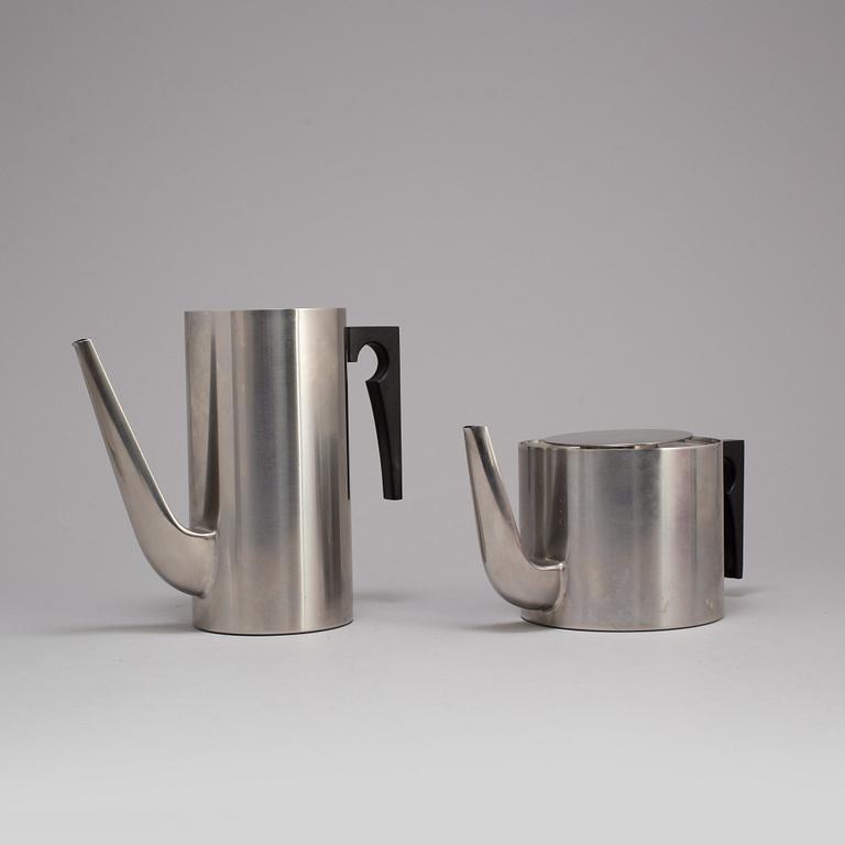 Arne Jacobsen, 5 pieces of tableware Cylinda-Line, Stelton, Denmark.