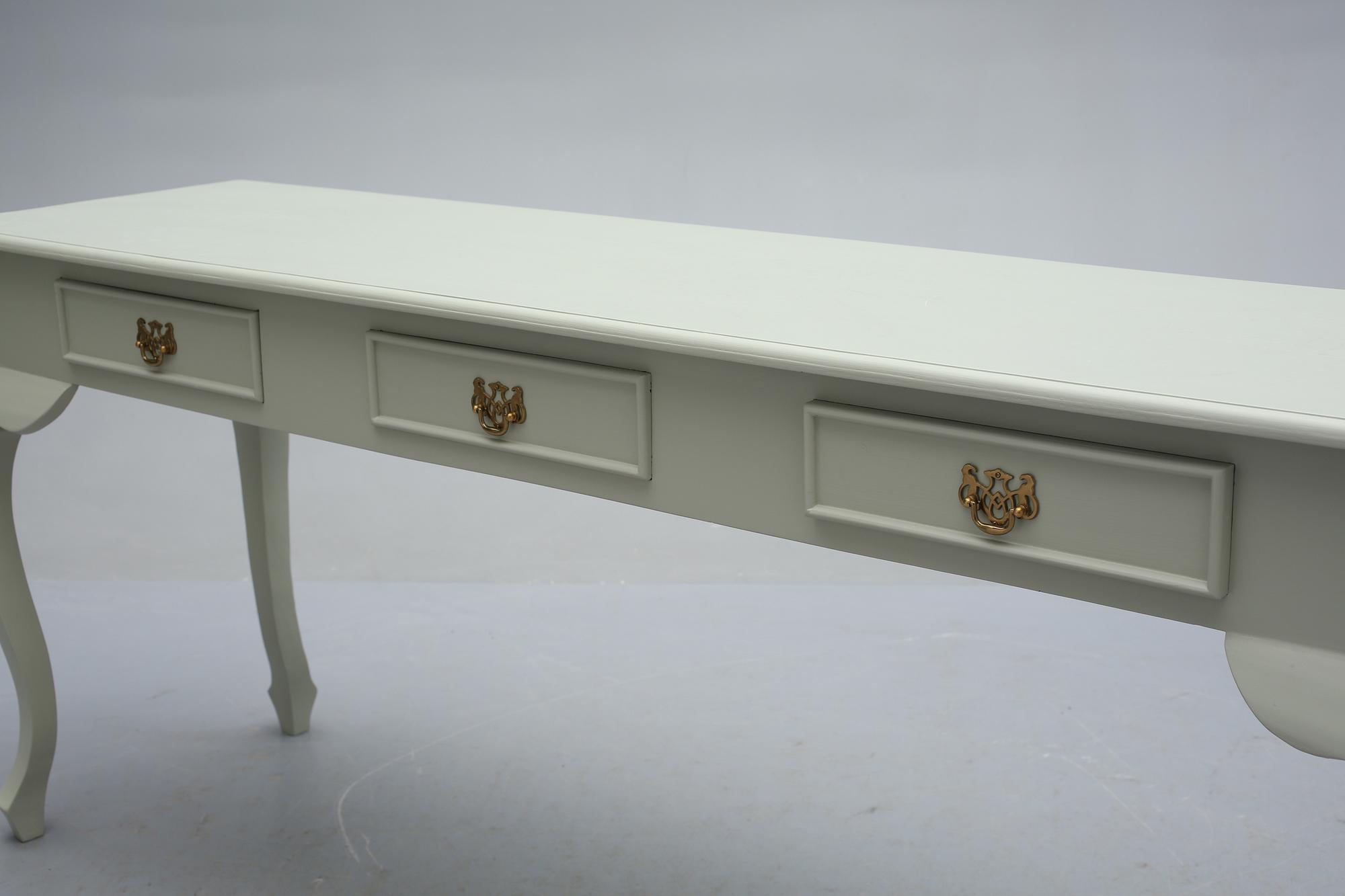 SIDEBOARD, rokokostil, 1900-talets andra hälft.