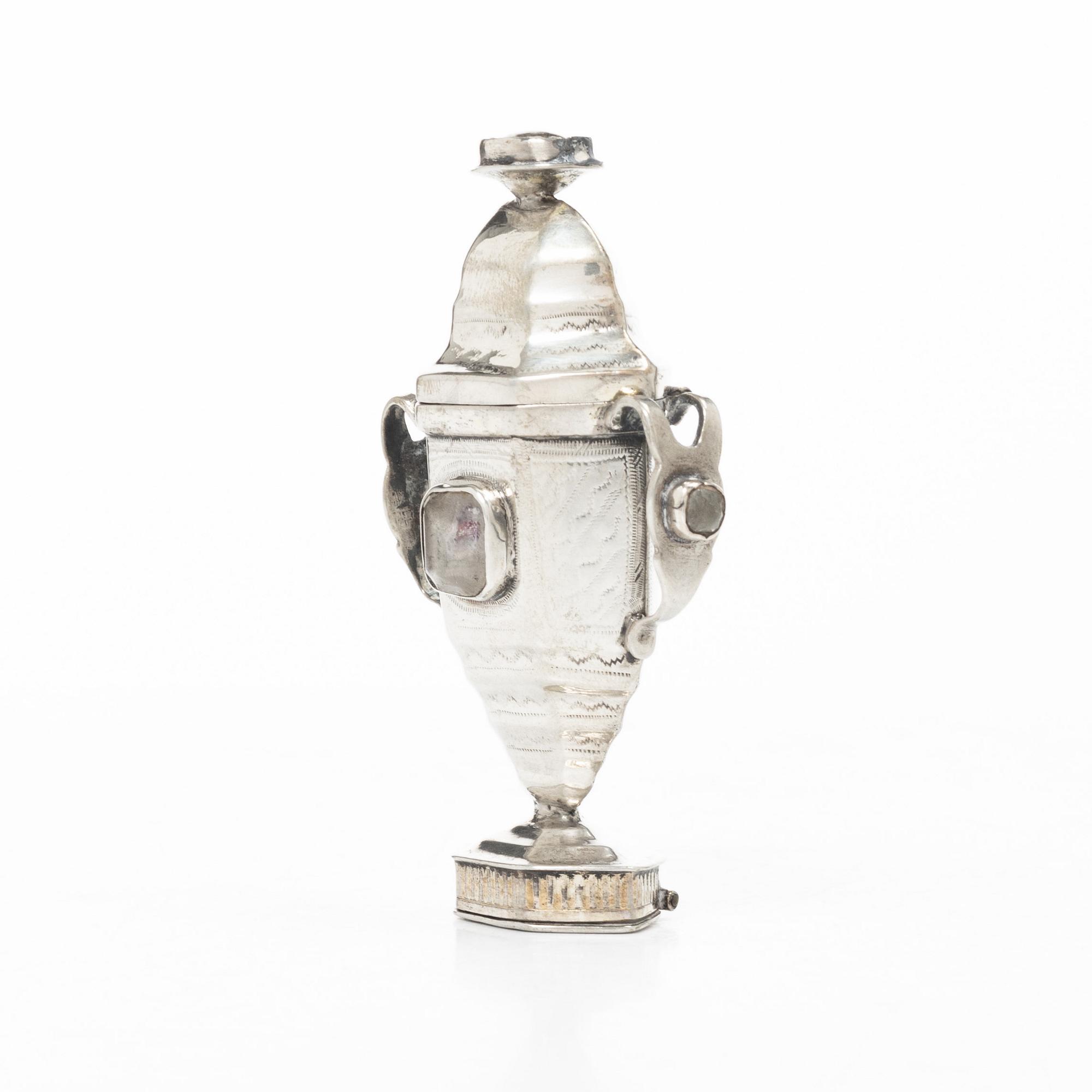 Scent box, silver, mark of Peter G.S. Hiller, Løgumkloster, Denmark (1777-1853).