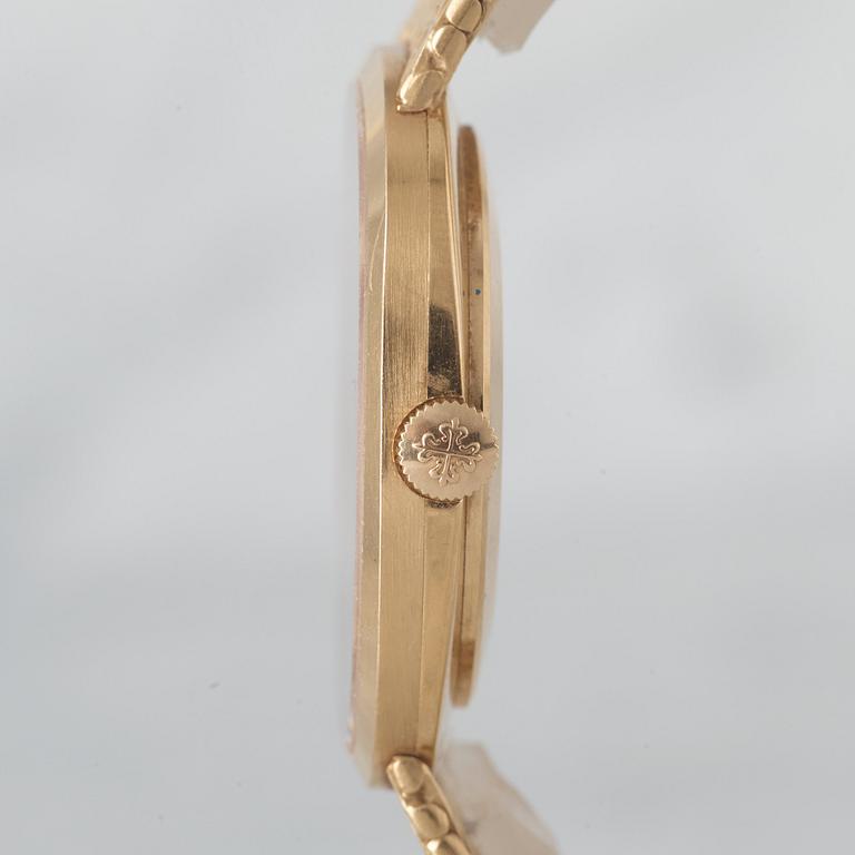 PATEK PHILIPPE, Genève, Golden Ellipse, wristwatch, 27 x 32 mm,