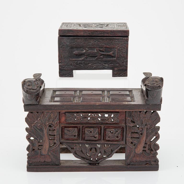 An house altar and a box with cover, Indoniesia, Jakarta, 20th Century.