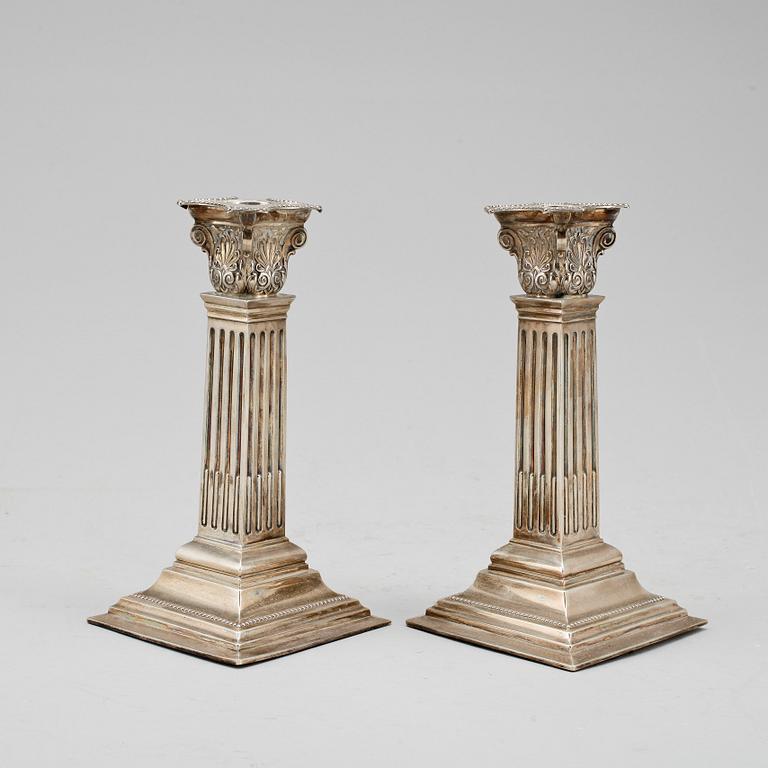 LJUSSTAKAR, ett par, silver, C G Hallberg, Stockholm, 1906.