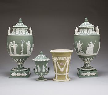 URNOR, 3 st och VAS, jasperware, Wedgwood, 1900-tal.