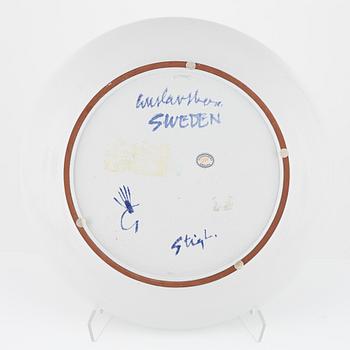 Stig Lindberg, an earthenware dish, Gustavsberg, Studio, Sweden.