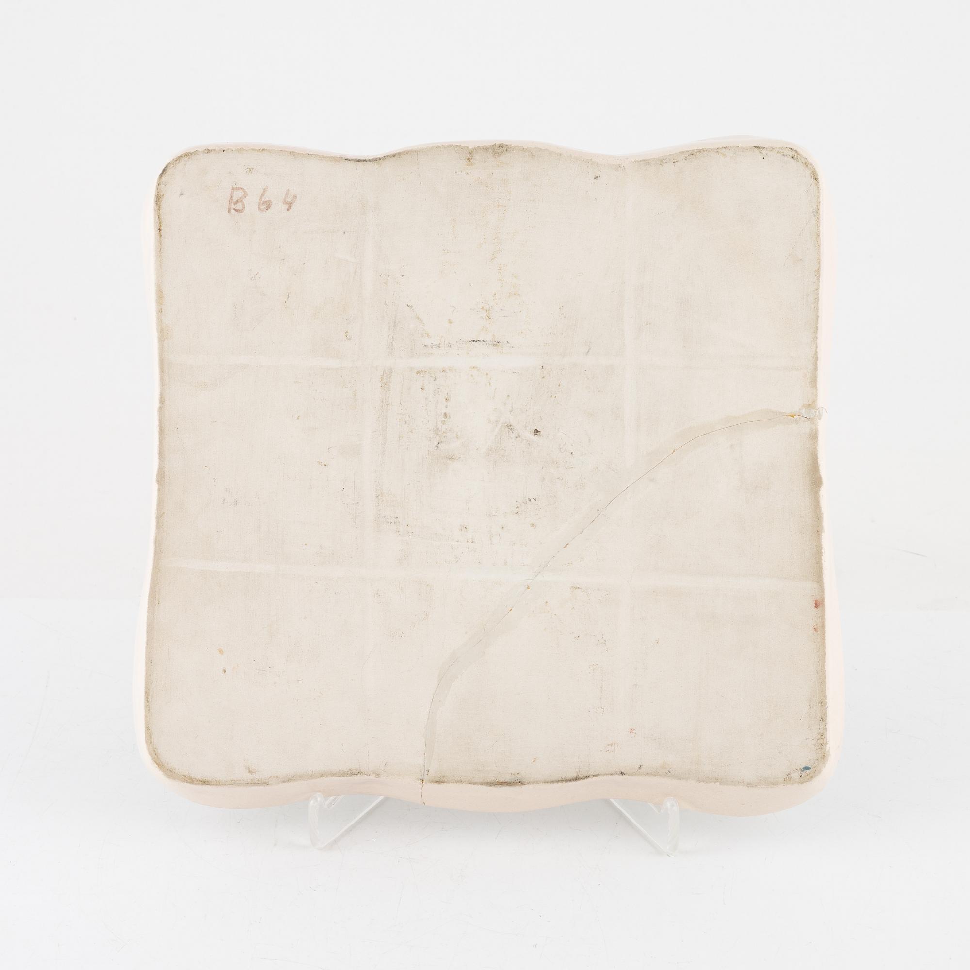 Birger Kaipiainen, a dish, Arabia, Finland, 1940's.