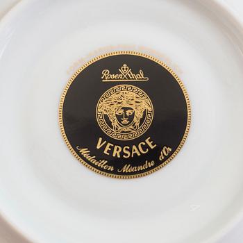 a set of 5 porcelain coffee cups, 'Médaillon Méandre d'Or', Ikarus, by Versace for Rosenthal.