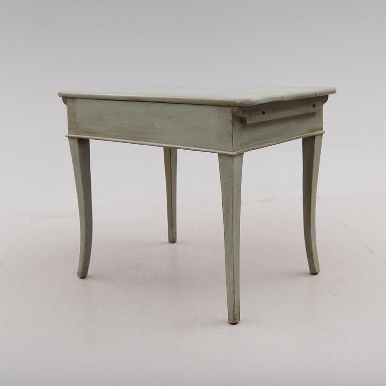 BORD, 1800-talets första hälft.