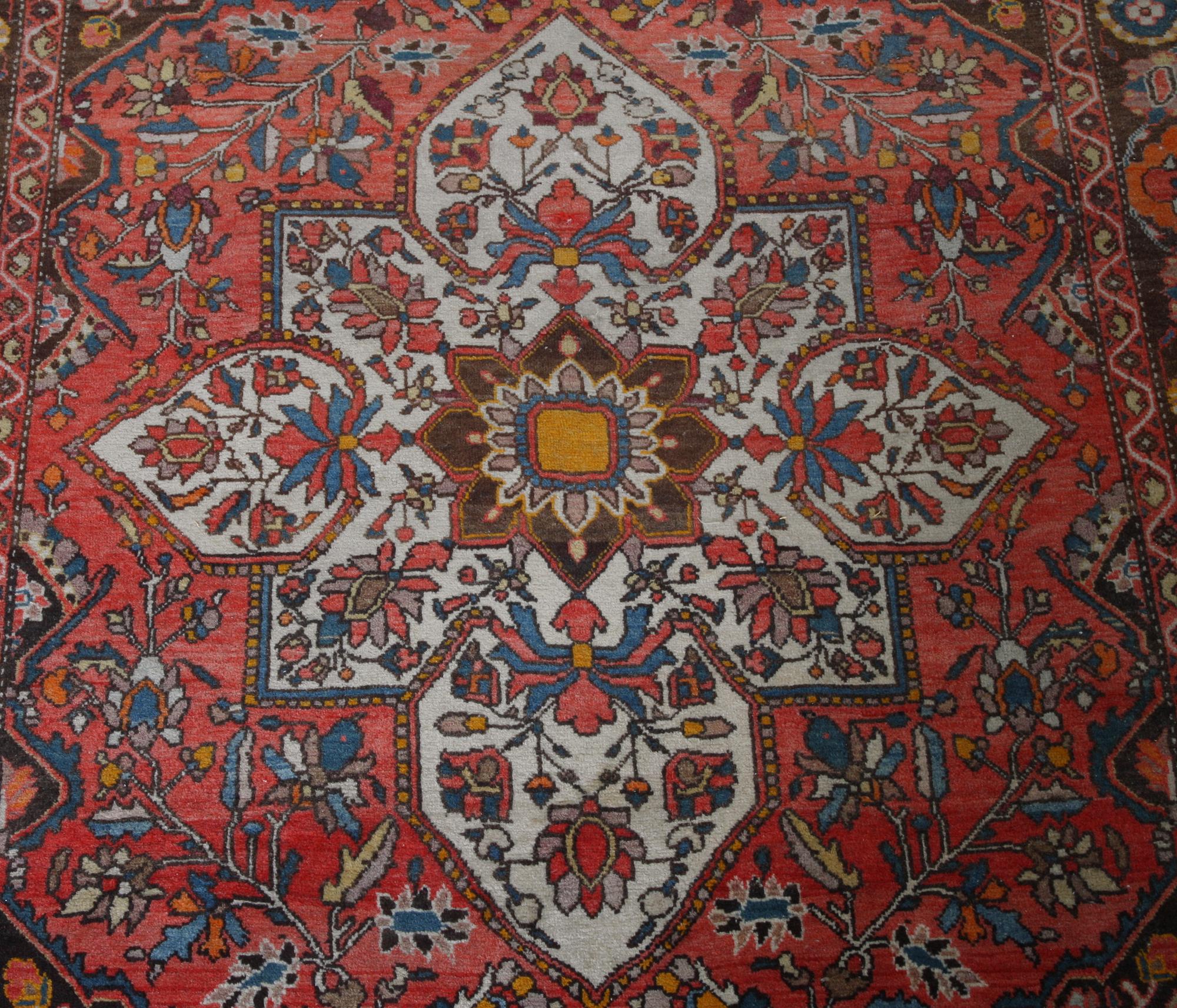 MATTA, orientalisk. 148 x 100.