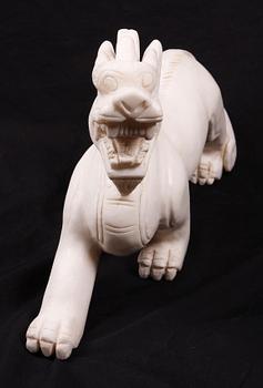 SKULPTUR, alabaster. Kina 1900-tal.