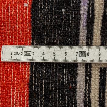 MATTA, Antik Kina, ca 174 x 93 cm.