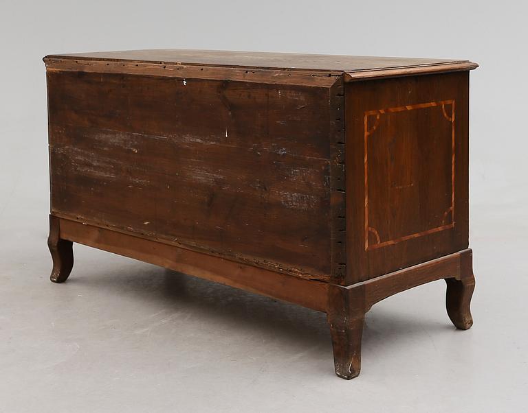 BYRÅ, barockstil, 1800-talets första hälft.