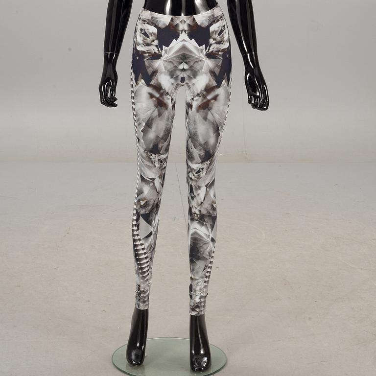 KJOL SAMT LEGGINGS, Alexander Mcqueen.
