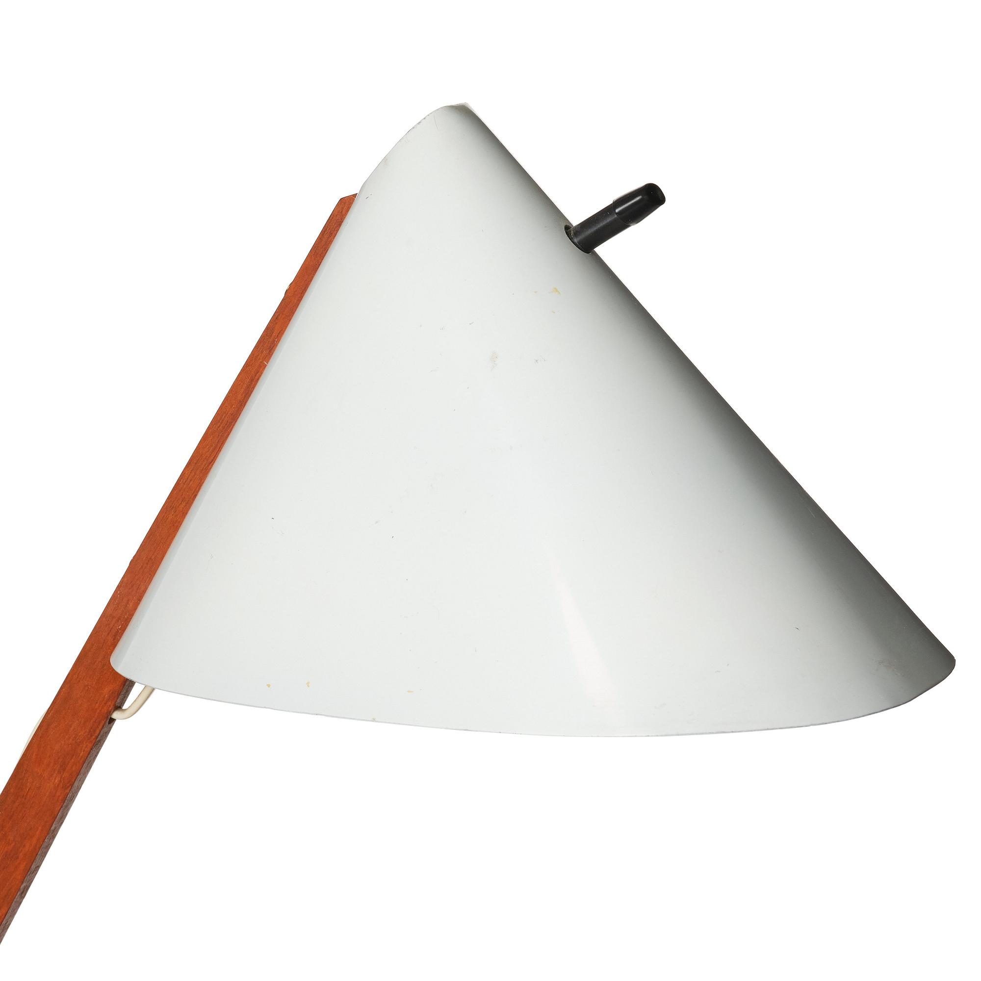 Hans-Agne Jakobsson, skrivbordslampa, "B 54", Hans-Agne Jakobsson AB, Markaryd 1950-tal.
