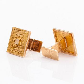 Björn Weckström, a pair of 14K gold 'Square' cufflinks, Lapponia 1965.