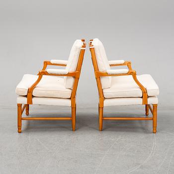 A pair of late 20th or early 21th century armchairs.