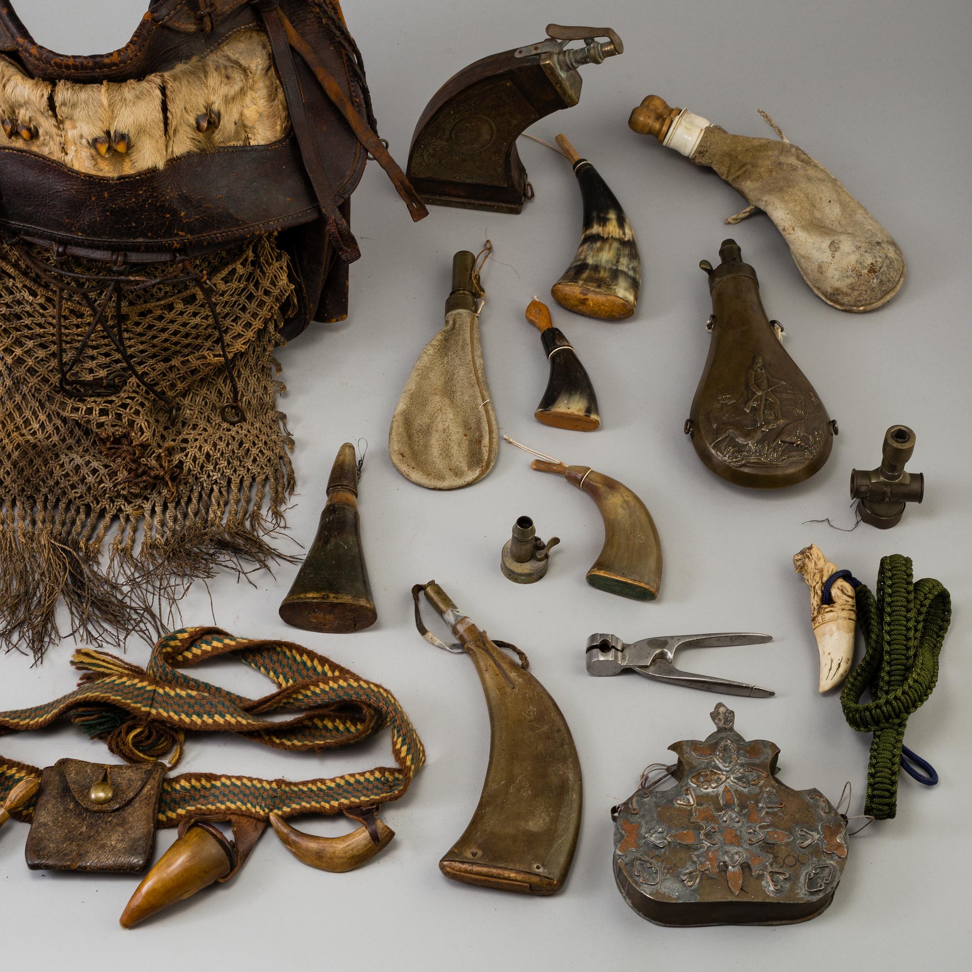 KRUTHORN OCH JAKTVÄSKA MM., 1800-talets andra hälft samt 1900-talets första hälft.