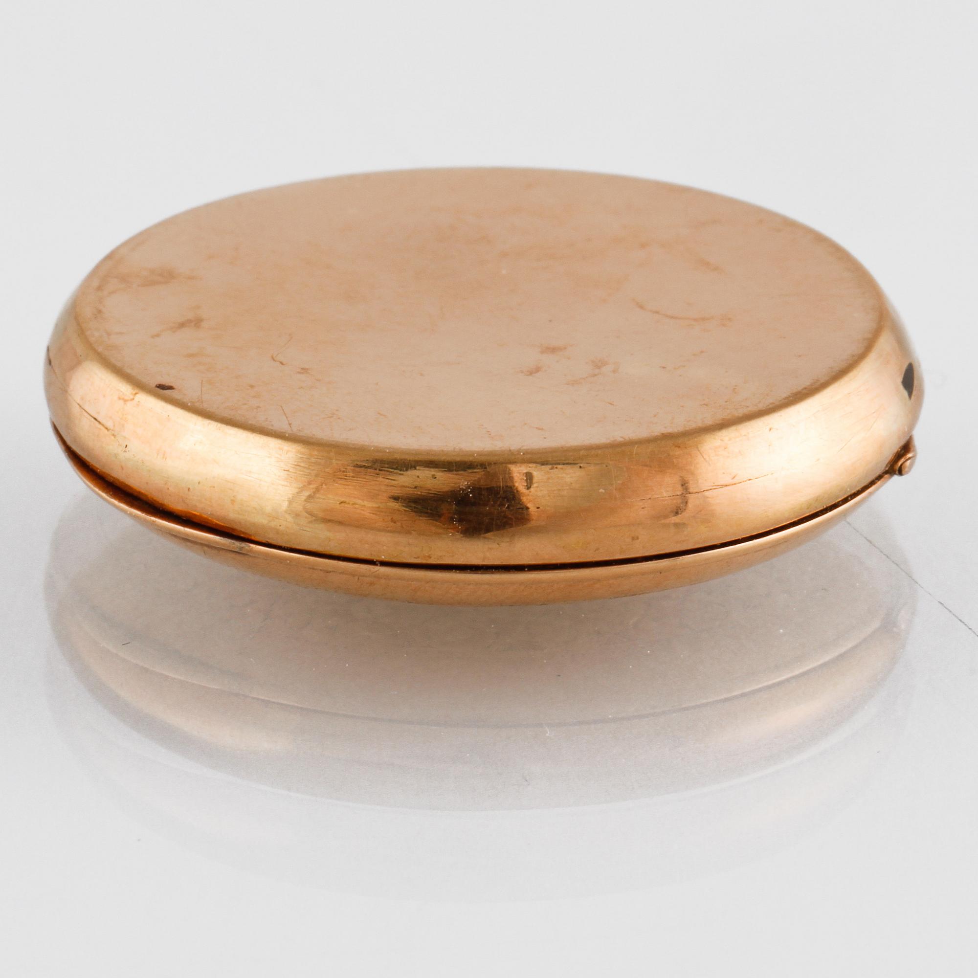 DOSA, 14K guld, vikt 13,7 gram.
