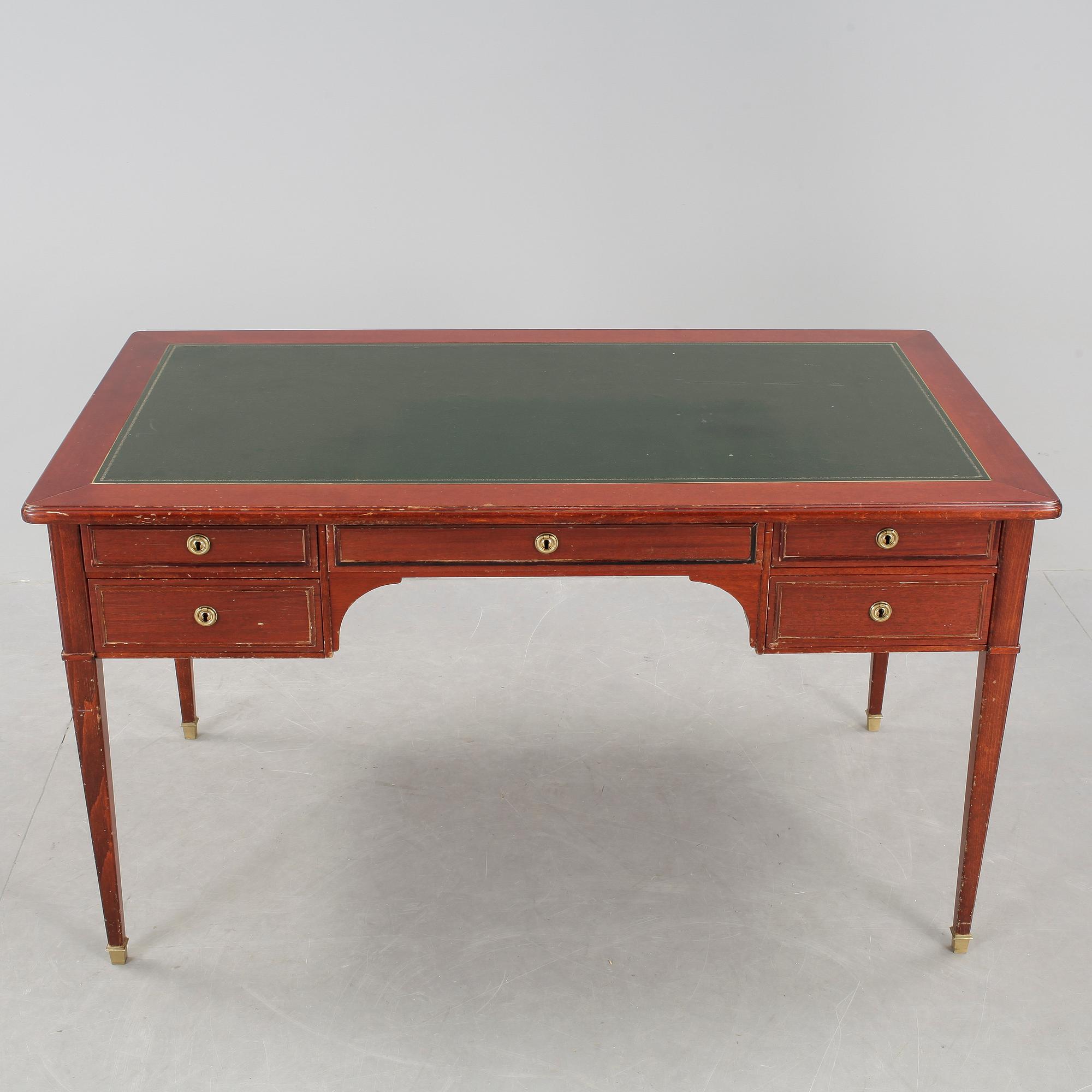 SKRIVBORD, gustaviansk stil, 1900-tal.
