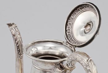 KAFFEKANNA, silver, troligen Carl August Björklund, Stockholm, 1883. Vikt 475 g.