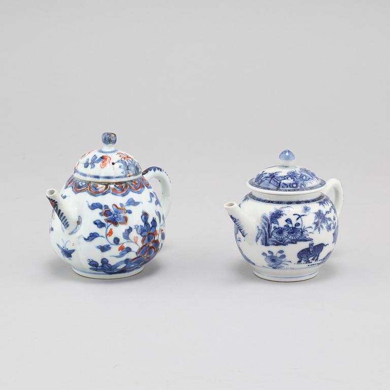 Two late 18th century porcelian chinese teapot.