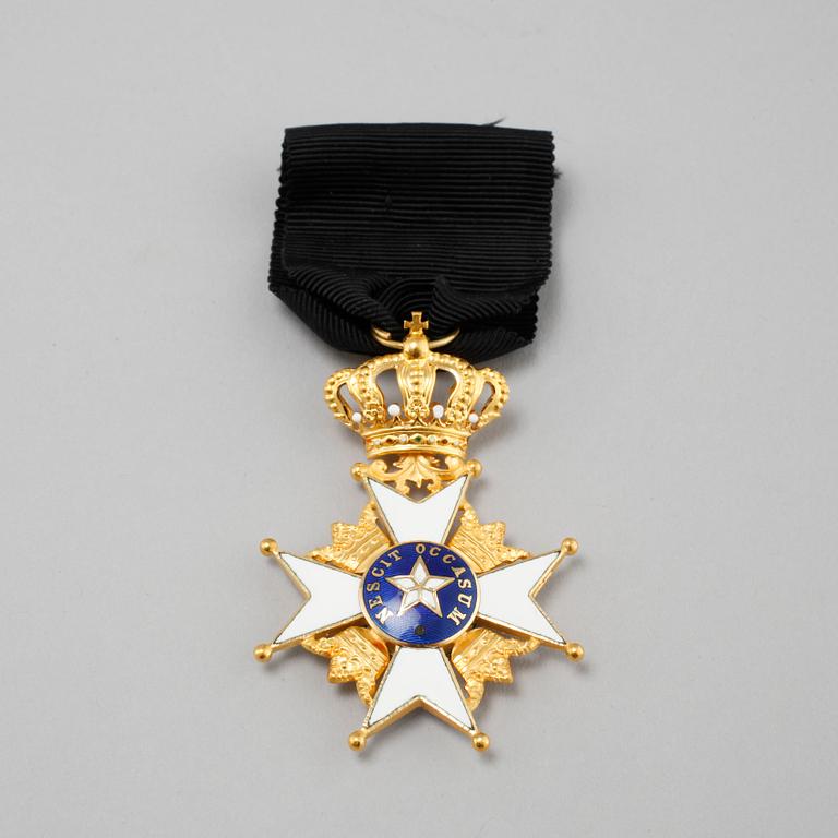 Medal, Order of the Polar Star, 18k gold by C.F Carlman, 1963.