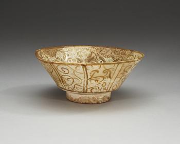 BOWL, pottery. Lustre decoration.  Persia early 13th century, probably Keshan.