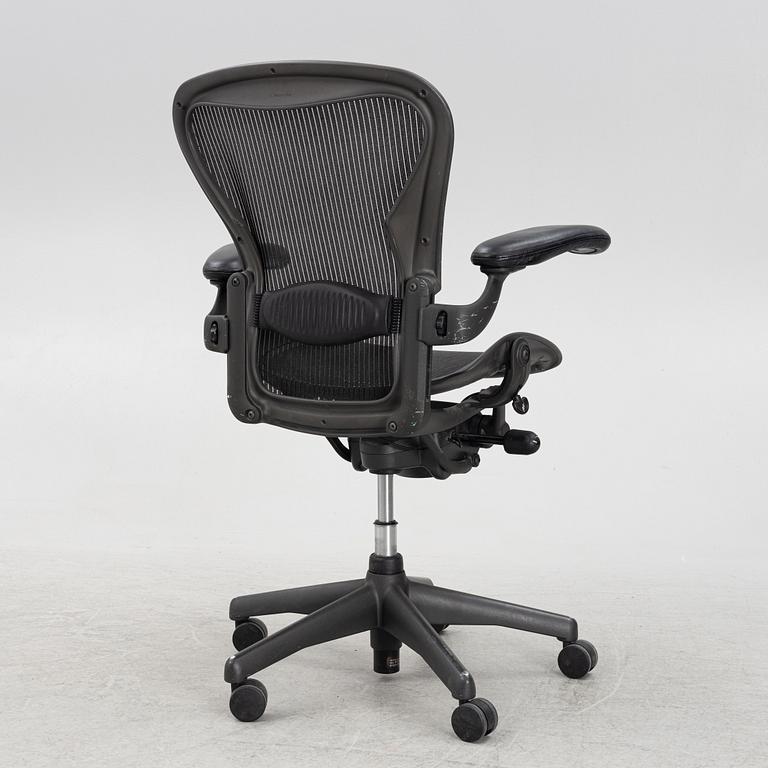 Don Chadwick/Bill Stump, skrivbordsstol, "Aeron", Herman Miller.