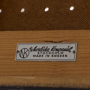 A mid 20th century daybed / sofa by Nordiska Kompaniet.