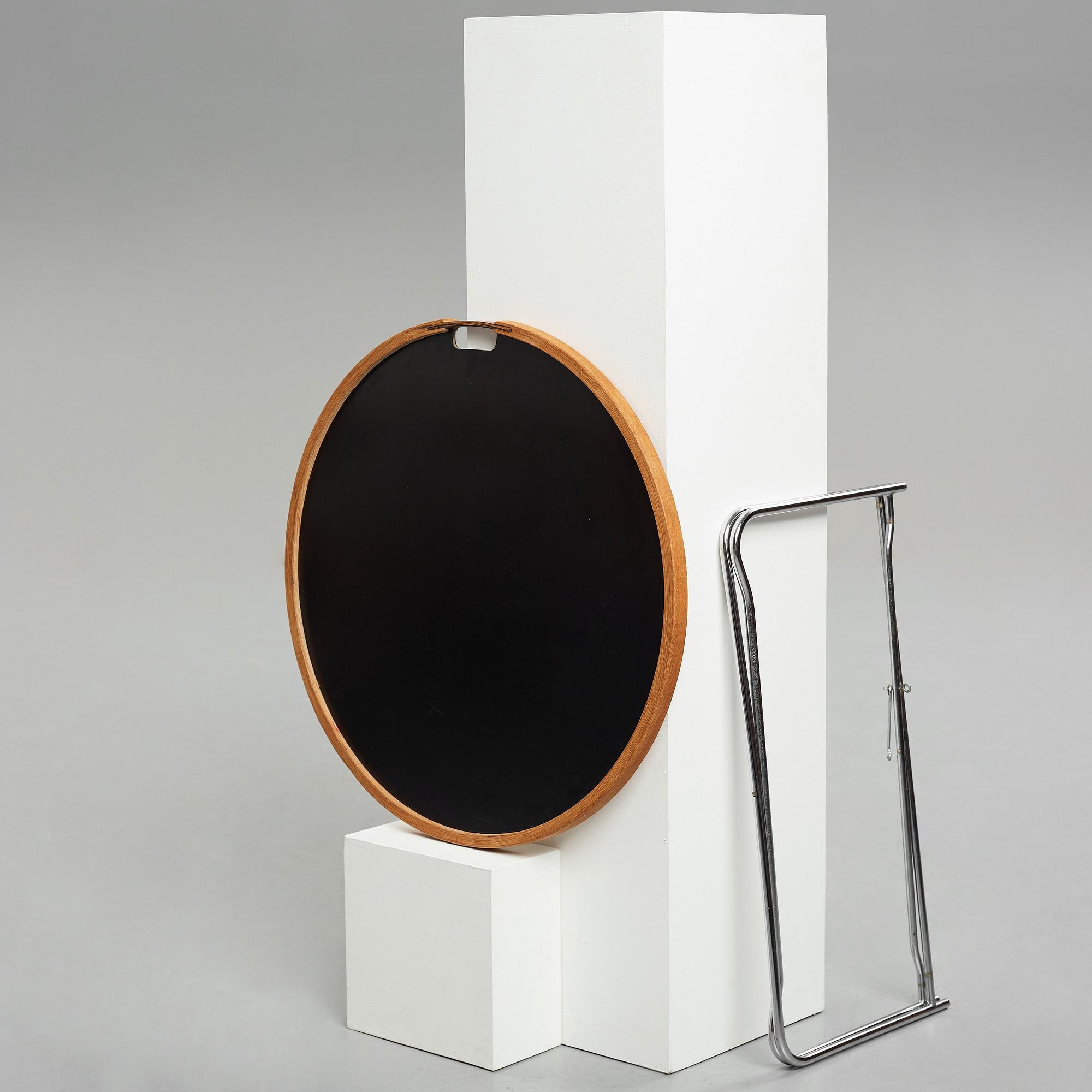 HANS J WEGNER, a "GE 453" tray table for Getama, Denmark 1970's.